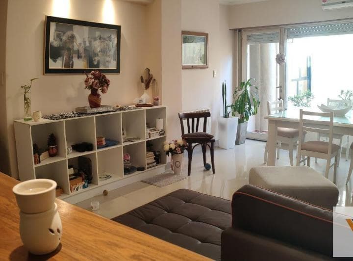 Departamento en Venta - 1 Dormitorio 1 Baño - Cochera - 113 m² - Coronel Dorrego - 3