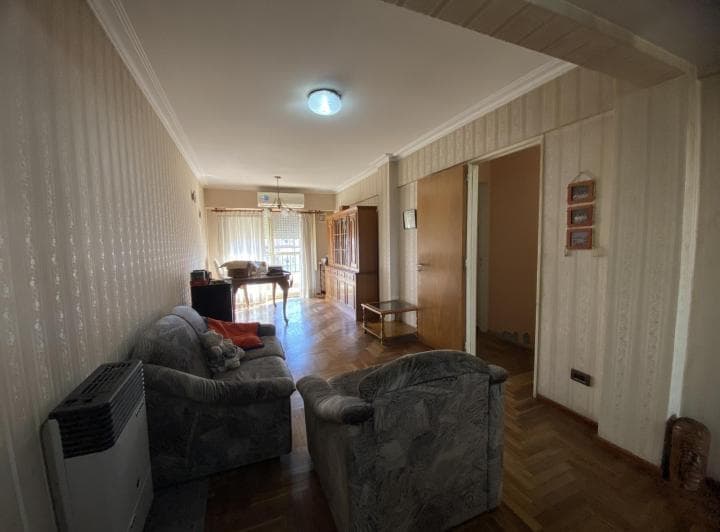 Venta Departamento 2 Dorm. con Cochera - Barrio Martin - 5
