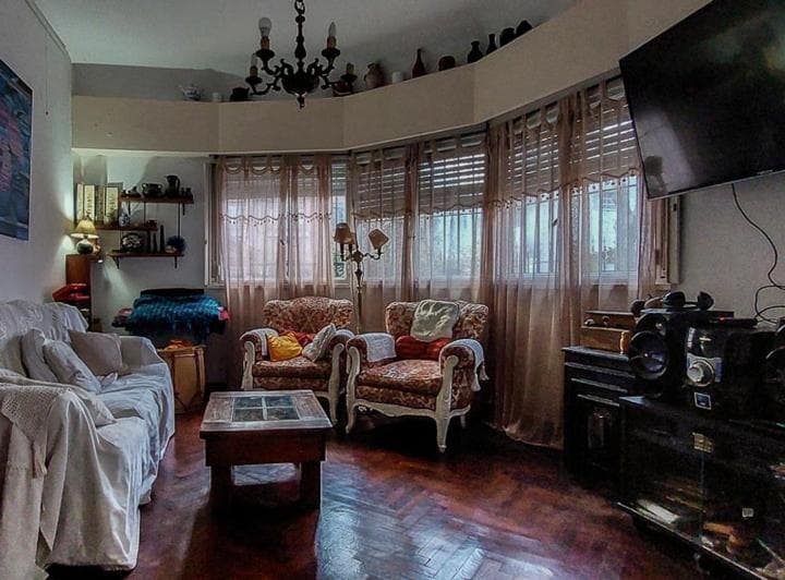Venta Casa Olivos Pileta Jardin Cochera - 4