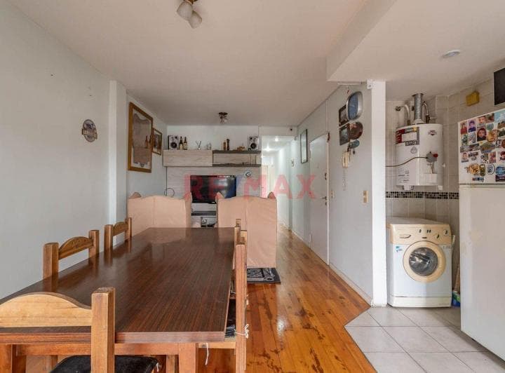 Dpto 3 Amb, con Balcon, Cochera y Baulera Lanus o - 3