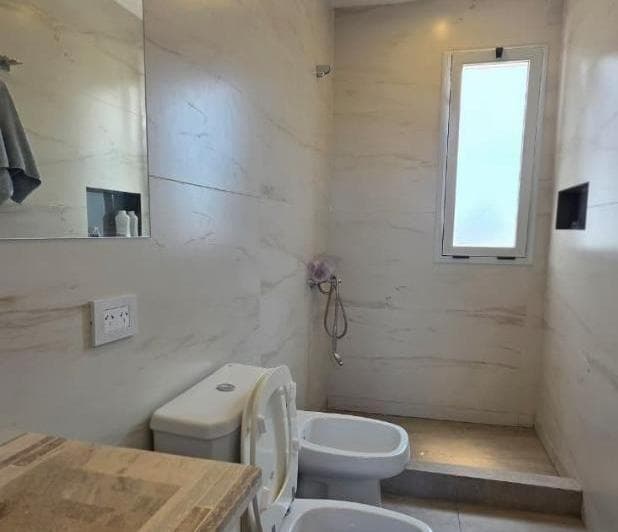 Casa 5 Ambientes en Venta Presidente Peron Barrio La Alameda - 4