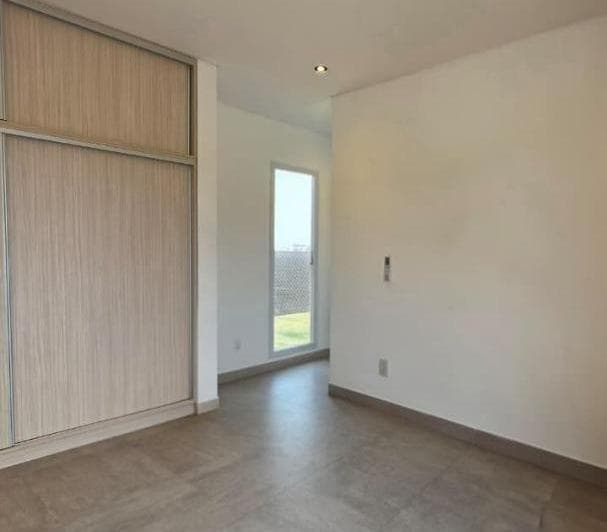 Casa 5 Ambientes en Venta Presidente Peron Barrio La Alameda - 5
