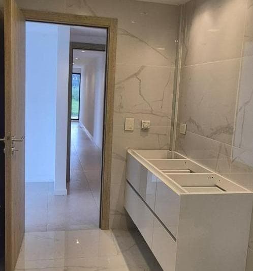 Casa 4 Ambientes en Venta Presidente Peron Barrio La Alameda - 2