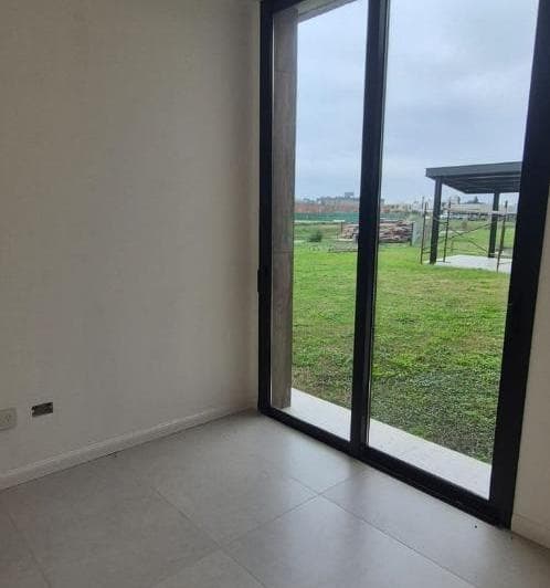 Casa 4 Ambientes en Venta Presidente Peron Barrio La Alameda - 4