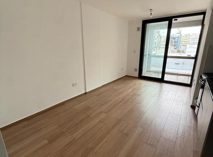 Luminoso 2 Ambientes a Estrenar con Balcon y Amenities - 2