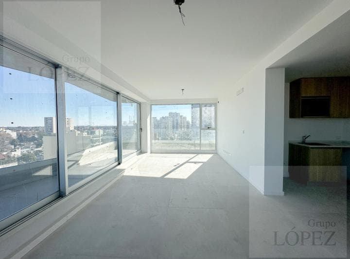 Venta Departamento 3 Ambientes Vicente López, Muy Luminoso, Vista Abierta con Cochera - 2