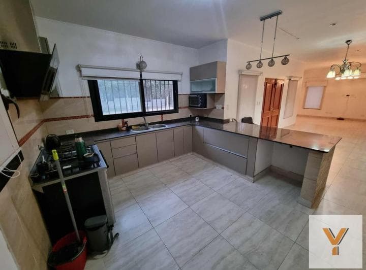 Casa en Venta - 2 Dorm. 2 Baños - 907 m² - Las Casuarinas, Luján - 4