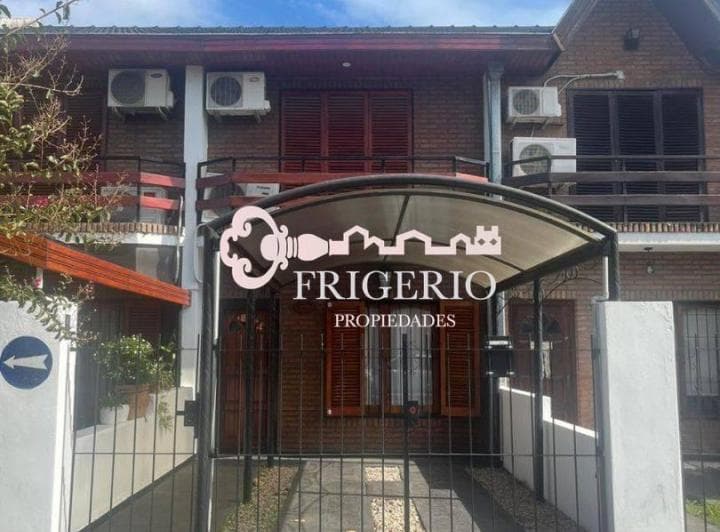Departamento 3 Ambientes. | Hipolito Yrigoyen Al 3700 - 2