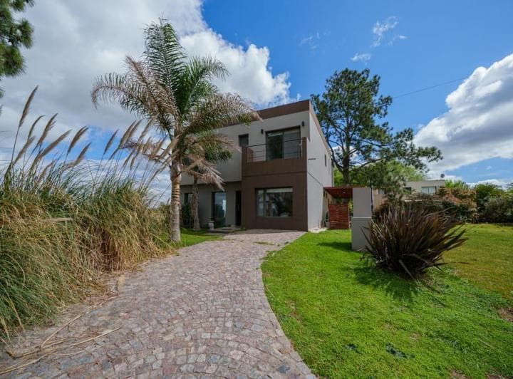 Casa en Venta de 4 Amb. en Larena C. C. Pilar, Gba Norte - 5