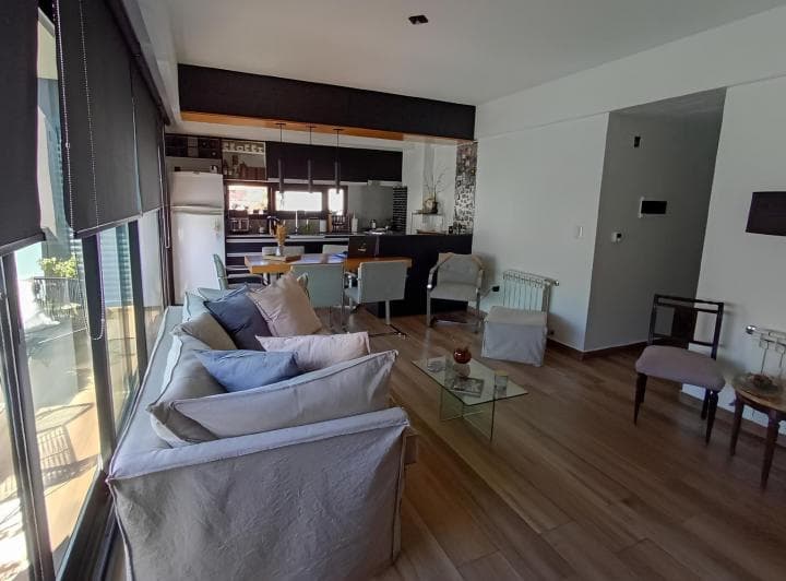 Venta Departamento 3 Ambientes con Balcón Aterrazado y Cochera en Banfield - 2