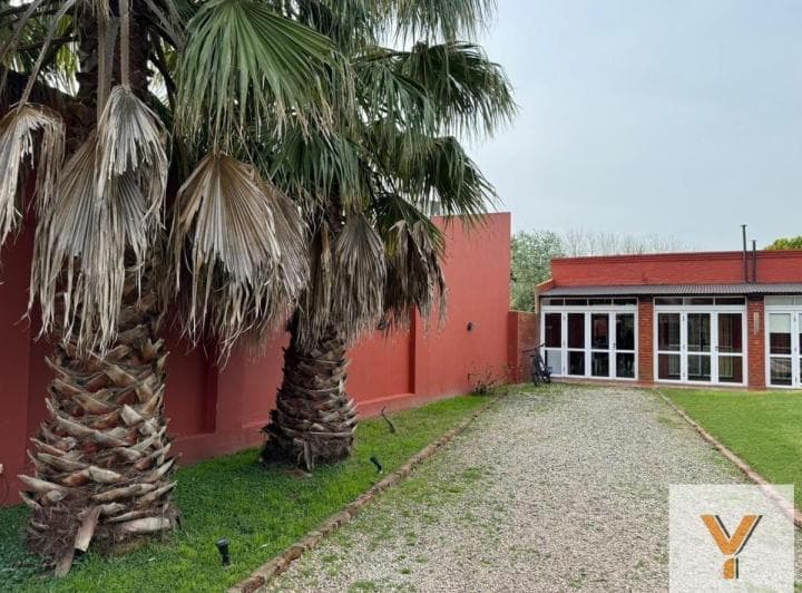 Casa en Venta - 3 Dorm. 2 Baños - 705 m² - Chivilcoy - 5