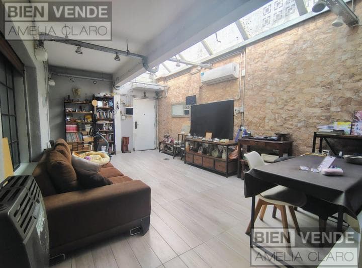 Venta Amplio PH 4 Ambientes en Dos Plantas con Terraza — Belgrano - 2