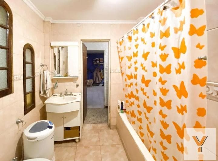 Casa en Venta - 2 Dorm. 1 Baño - Cochera - 825 m² - Monte Grande - 4