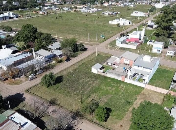 Se Vende Lote en Barrio Las Flores Rqta. - 4