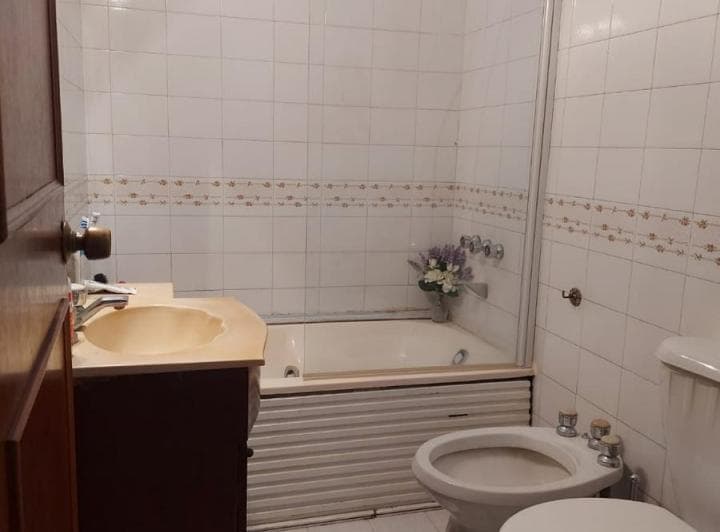 Casa en Venta - 3 Dorm. 3 Baños - Cochera - 235 m² - Castelar - 5