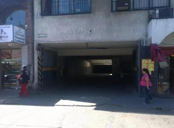 Cochera en Venta - 10 m² - Liniers - 5