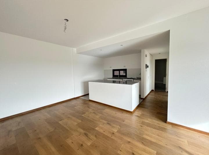 Alquiler Departamento 2 Dorm. con Cochera Fisherton - 3