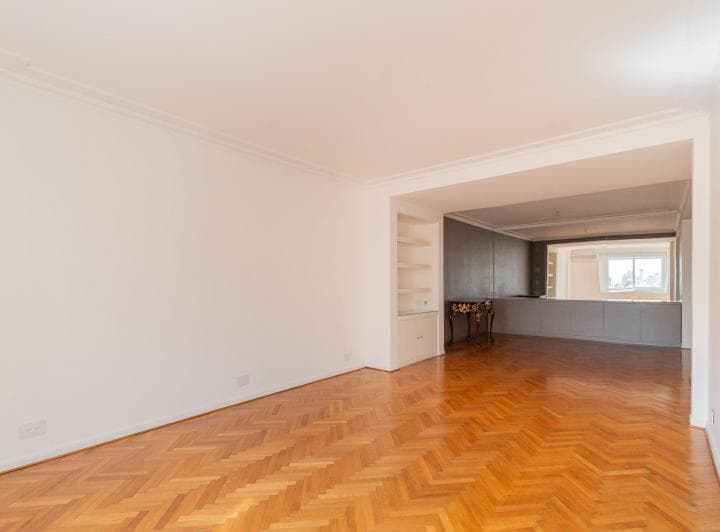 Venta 3 Amb Recoleta Cochera Dependencia - 2