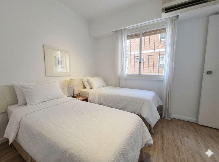 Venta - Departamento - 2 Ambientes - 30,64 m² - Sol - Impecable - Vigilancia - 3