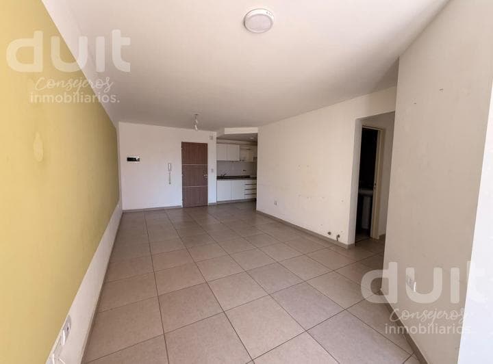 Departamento de un Dormitorio y Medio en Nueva Cordoba - 4