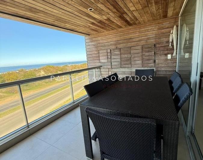 Excelente Apartamento 1ra Linea Brava - 4