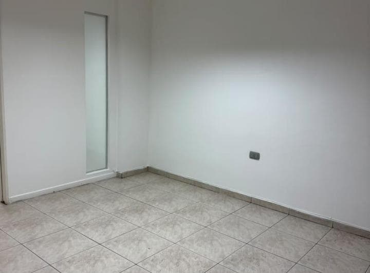 Excelente Oficinas en Alquiler - Centro 27 de Abril - 5