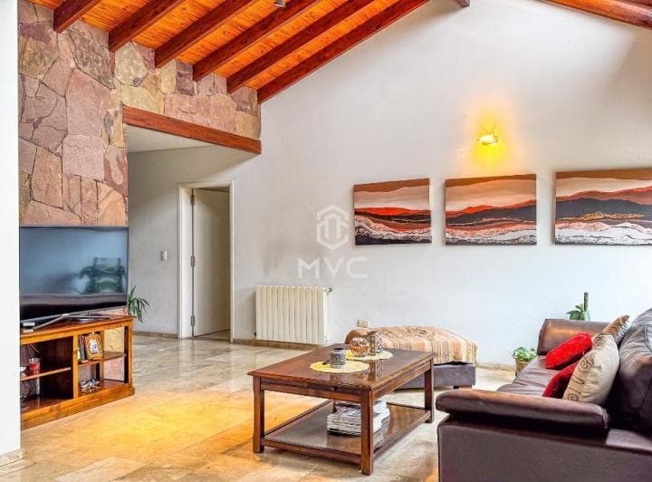 Casa en Barrio Privado La Barraca, Guaymallén - 5