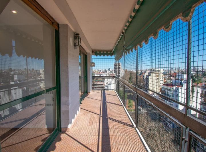 Venta 3/4 Ambientes Amplios C/balcon. Belgrano R - 3
