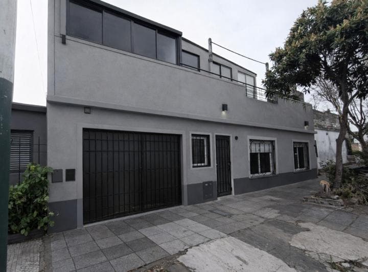 Venta PH Banfield 3 Amb Cochera Parrilla Indep - 2