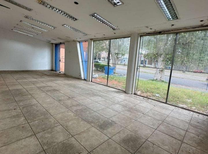 Terreno en Venta con Local Comercial Alberdi - 5