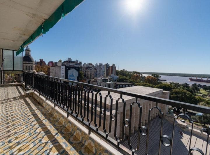 Departamento en Venta Tres Dorm. - 2