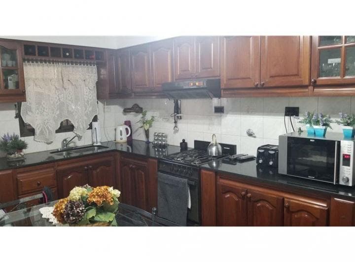Venta Casa 5 Ambientes C/parque Florencio Varela - 5