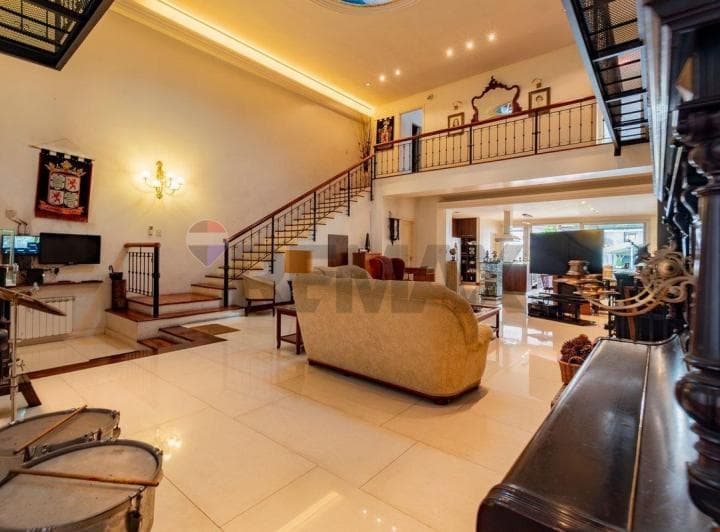 Casa con Jardin y Pileta Financia 100%! - 3