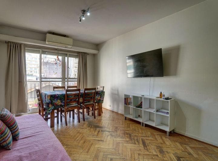 Venta Depto 3 Ambientes con Balcón y Dependencia - 2