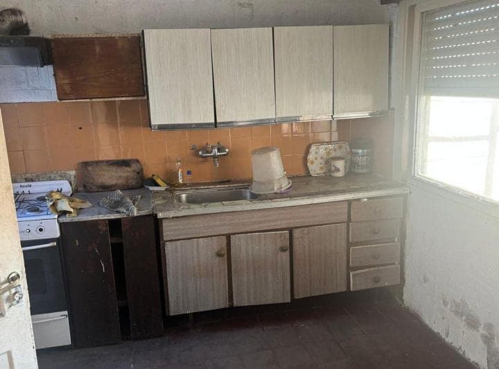 Venta Casa 4 Ambientes en Moron a Refaccionar - 3