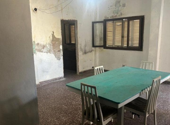 Venta Casa 4 Ambientes en Moron a Refaccionar - 2