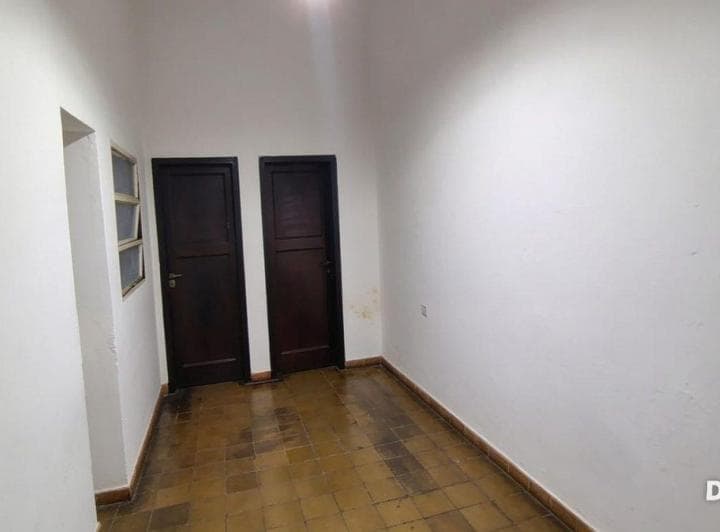 Vendo Centro Local con Buena Renta - 3