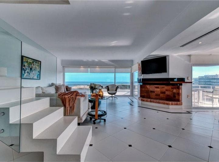 Apartamento Penthouse en Alquiler Frente Al Mar - 5