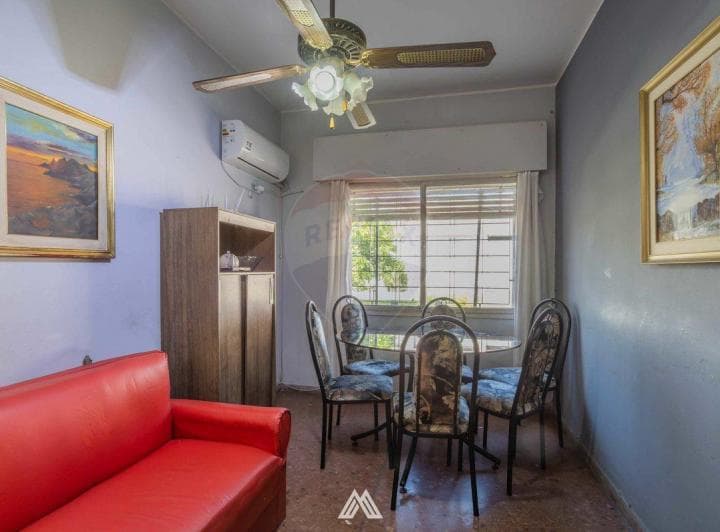 Venta Casa 3 Dorm, 1 B, Jardin, Galpon, Cocheras - 4