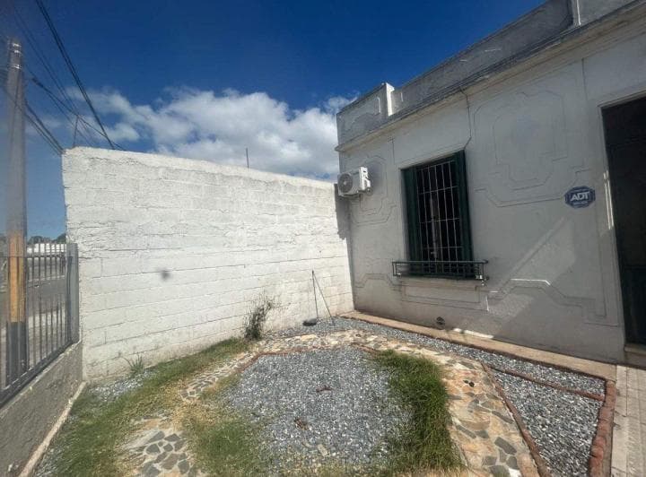 Venta Casa en Unión, 8 Dorm., Garaje - 4