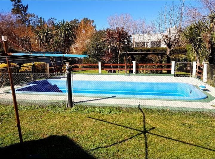 Venta Casa 6 Ambientes con Pileta Quincho en Pilar - 3