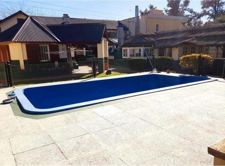 Venta Casa 6 Ambientes con Pileta Quincho en Pilar - 5