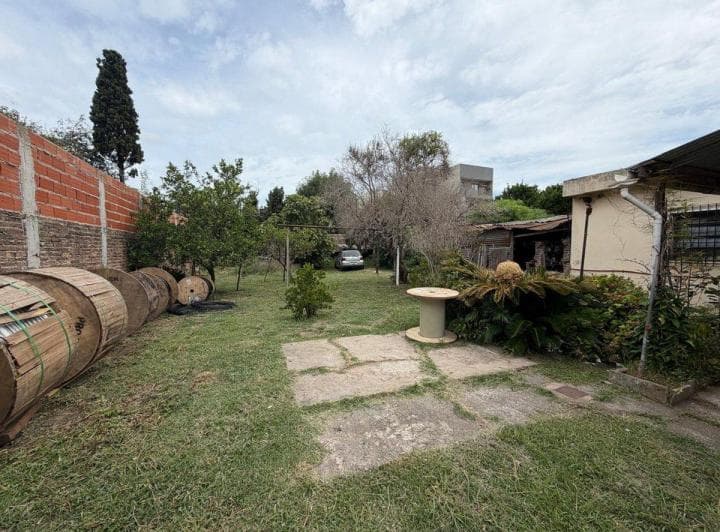 Venta Casa 4 Amb en Isidro Casanova + Local - 2