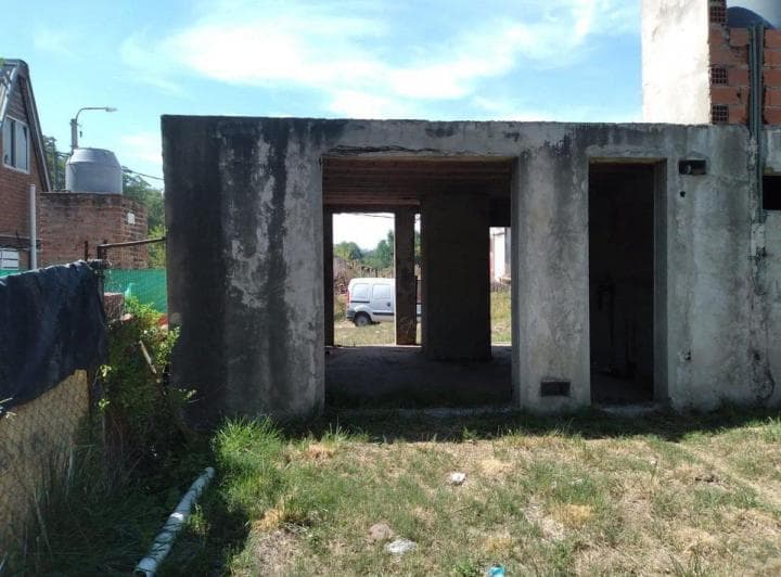 Casa en Venta en 9 de Julio a Terminar - 2