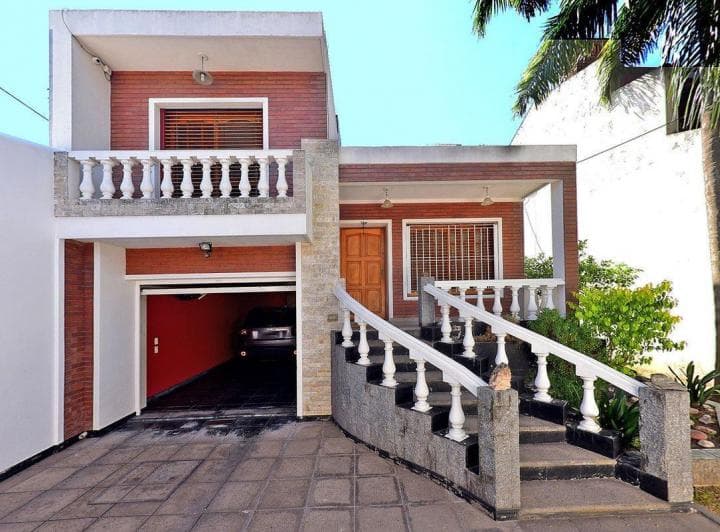 Casa Premium Hurlingham: 5 Amb + Quincho + Parque - 3