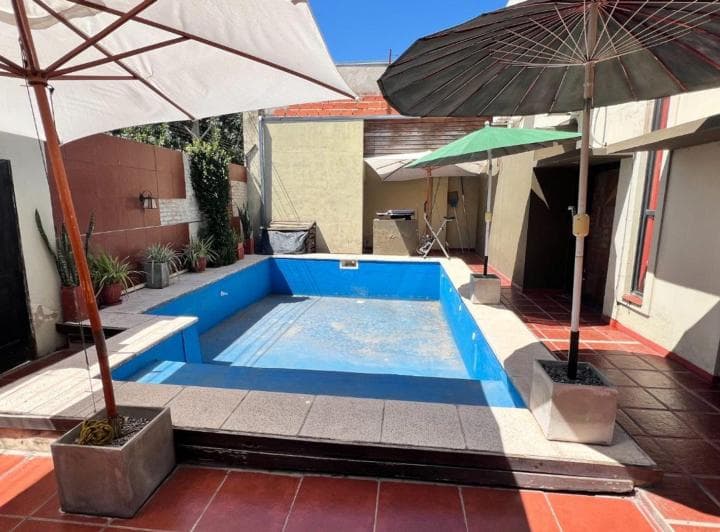 Casa de 4 Dorm. con Piscina y Cochera en Guadalupe - 3