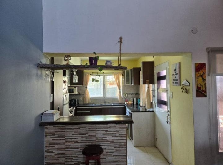 Casa en Venta - 2 Dorm. - Barrios Las Tardes - 4