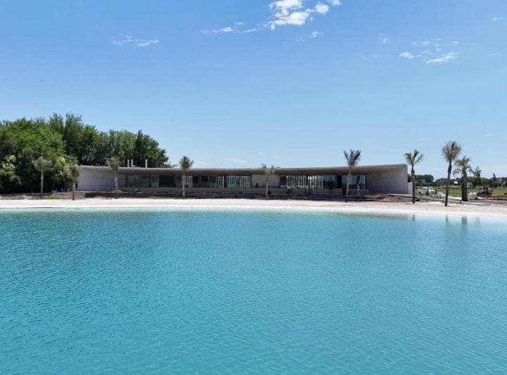 Lotes de 684 m² en Venta en Vida Lagoon, Funes - 5