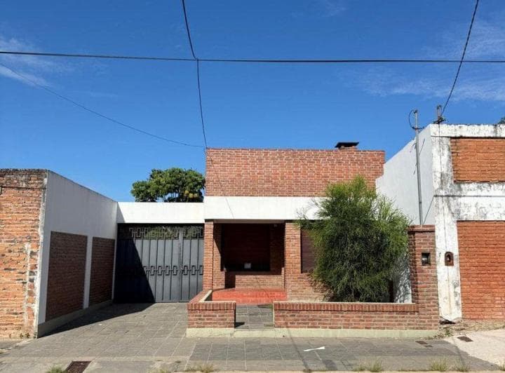 Casa 4 Ambientes en Venta Goya Corrientes - 2