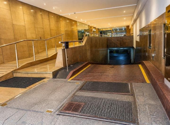 Venta | Inversión en Recoleta | Cochera Para 2 Motos | Alto Potencial de Renta - 5